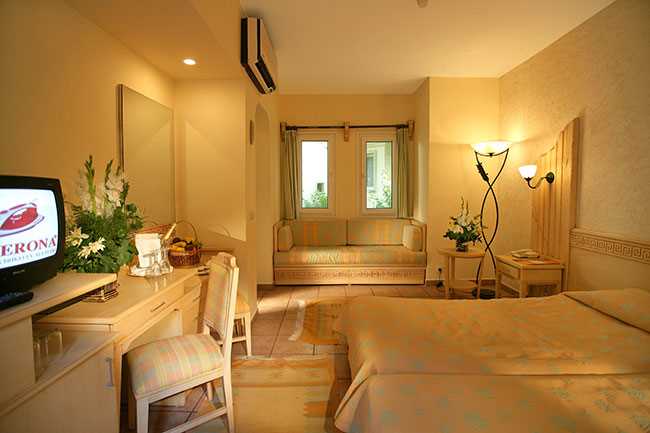 TEK ART TATİL KÖYÜ